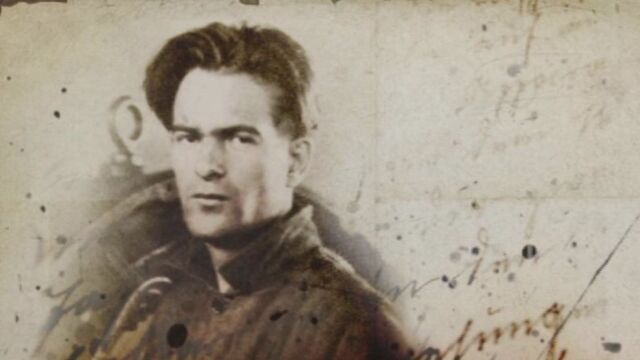 Снимка: 84 г. без Никола Вапцаров ~ Понякога ще идвам във съня ти като нечакан и неискан гостенин
