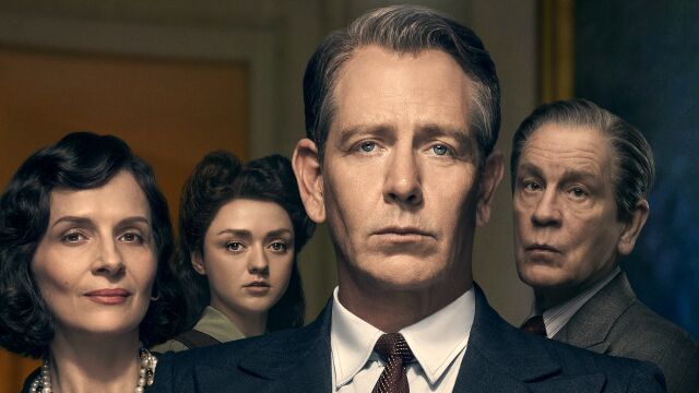 Снимка: Зад тъмните корени на френската мода: Ето какво разкрива нов сериал за Диор и Шанел (ВИДЕО)