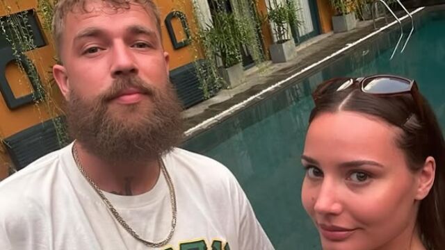 Снимка: Първият съпруг на Антоанет Пепе отново стана баща (СНИМКИ + ВИДЕО)