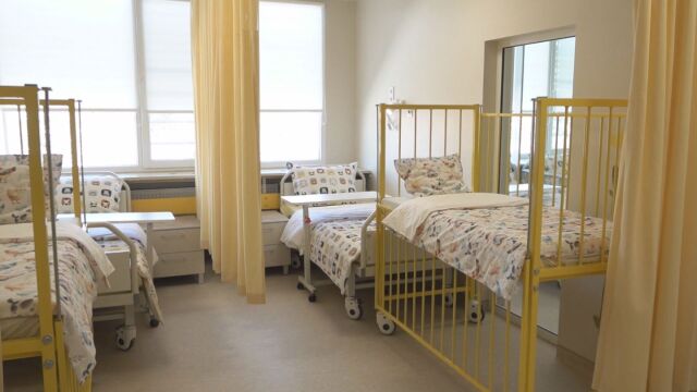 В Добрич откриват изцяло обновеното отделение по педиатрия в болницата