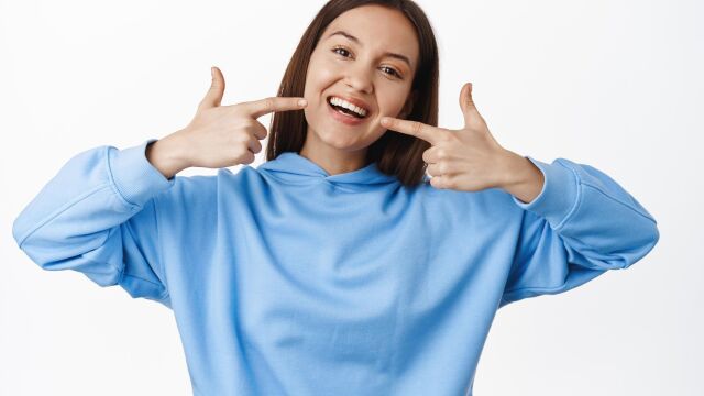 Красивата усмивка е повече от естетическа необходимост Тя отразява здравето