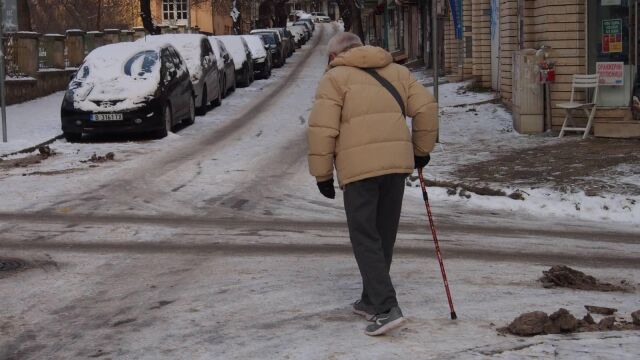Снимка: Облачно и мъгливо време в сряда, очакват се валежи от дъжд