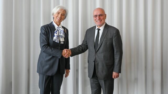 България за първи път с право на глас в решенията на ЕЦБ за лихвите 