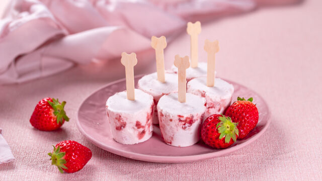 Снимка: 6 февруари: Световен ден на замразения йогурт - как да го приготвим у дома? (ВИДЕО)