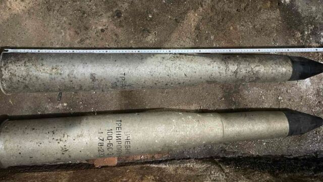 Снимка: Военни унищожиха два снаряда, открити в Гоце Делчев