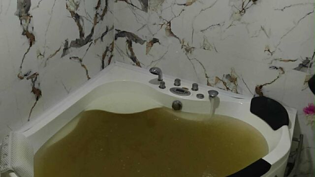 РЗИ: Водата в Сливен не е годна за пиене (ВИДЕО)