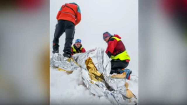 Снимка: Лавина уби двама унгарци 