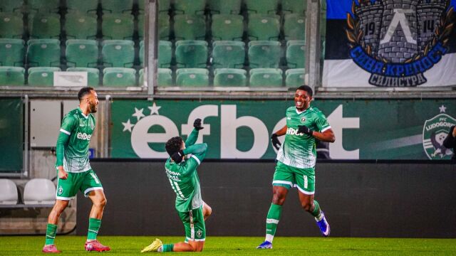 Снимка: Левски изпусна и Купата! Лудогорец победи минимално! 