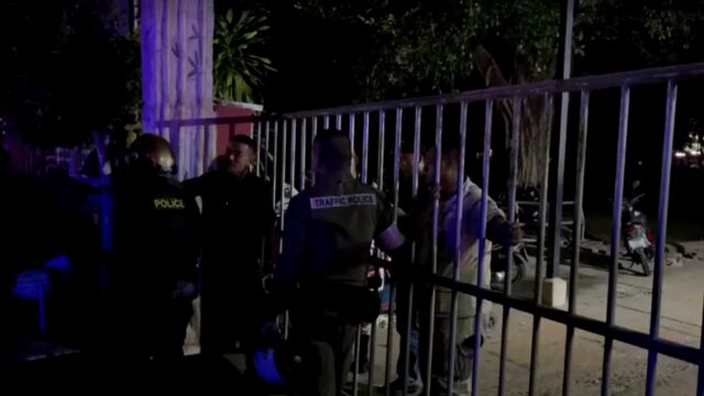 Снимка: Стрелба в училище в Южен Тайланд: Директорката почина, ранена е ученичка