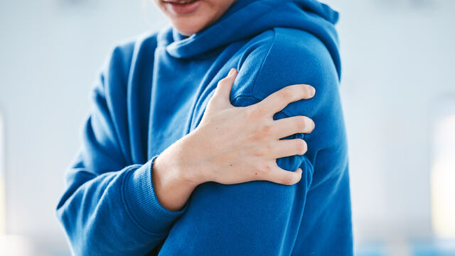 Снимка: Студът и ставите: Защо болката се засилва през зимата и какво можете да направите