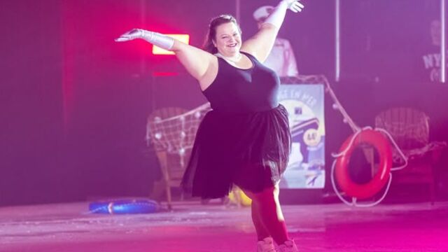 Снимка: Мечта на пауза: На 49 години тя обу кънките отново и доказа, че никога не е късно!