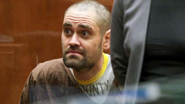 Снимка: След обвинения в убийството на родителите си: Ник Райнър пледира невинен (СНИМКИ)