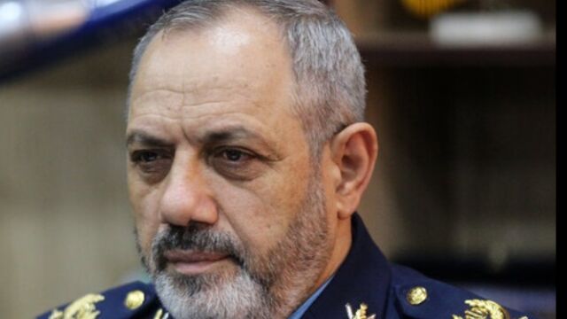 Убити са иранският министър на отбраната и командващият елитните революционни гвардейци