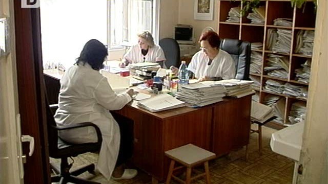 Снимка: Петима членове на ТЕЛК-Стара Загора с обвинения за подкупи