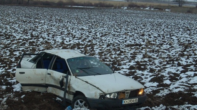 Снимка: Двама са загиналите в катастрофи през денонощието
