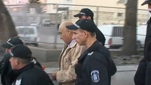 Снимка: В Катуница очакват нови размирици, ако Цар Киро опита да се върне 