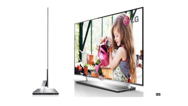 Снимка: LG вече приема поръчки за революционния си 55-инчов OLED телевизор