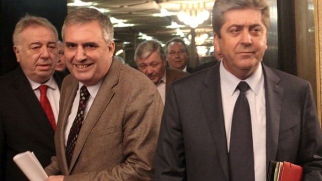 Снимка: АБВ предлага Георги Първанов и Ивайло Калфин за кандидат-президенти