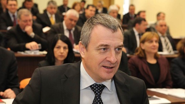 Снимка: Йовчев открил 700 незаконни акции в МВР, 200 от тях - дори без документи