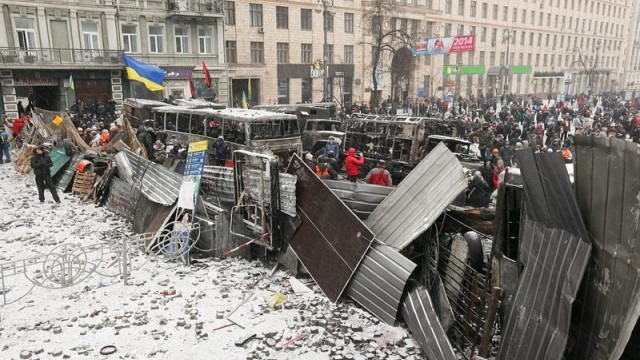 Снимка: Конфронтацията между управляващи и протестиращи в Украйна се пренесе в Лвов