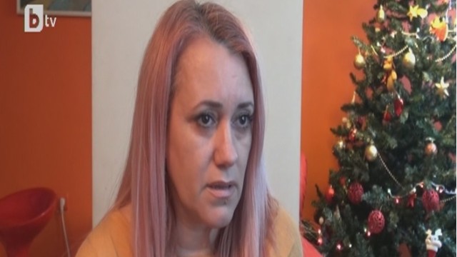 Снимка: Майка на две деца се нуждае спешно от 18 000 евро за операция