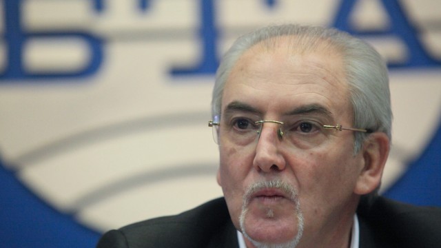 Снимка: До кого ще седне Лютви Местан?