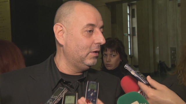 Снимка: Тайфи също пил от фалшивата ракия, каза адвокатът му