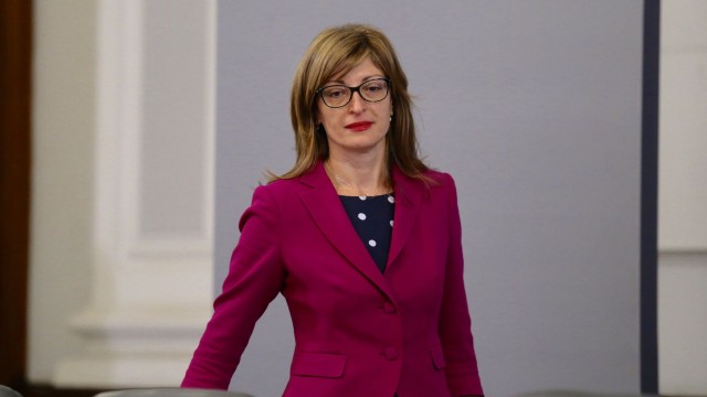 Снимка: Екатерина Захариева: Българка е загинала в Гърция
