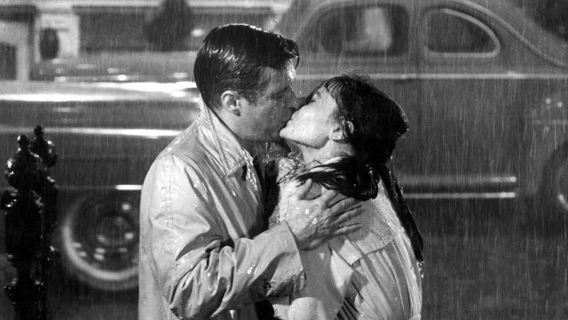 Снимка: Проучване: Целувките подпомагат отслабването! 