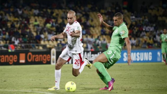 Снимка: Звездите на Алжир паднаха от Тунис