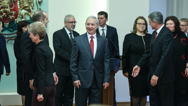 Снимка: Какви нередности откриха служебните министри във ведомствата?