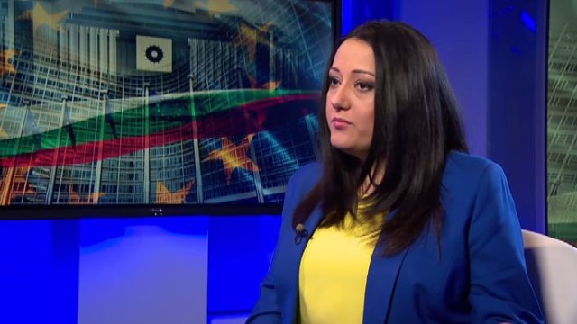 Снимка: Лиляна Павлова пред bTV: Назрял е моментът за алтернативно решение за мигрантите в Европа