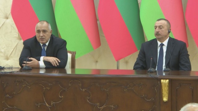 Снимка: Бойко Борисов: Надявам се всички държави да подписват договори за приятелство, вместо войни