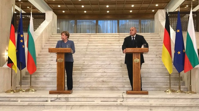 Снимка: Брифинг на Бойко Борисов и Ангела Меркел (НА ЖИВО)