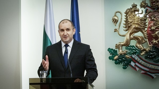 Снимка: Президентът създаде Стратегически съвет начело с Иво Христов 