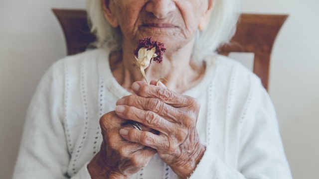 Снимка: Още един мит е развенчан - хората не умират „от старост“