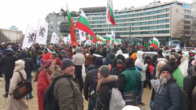 Снимка: Протест срещу зелените сертификати в София