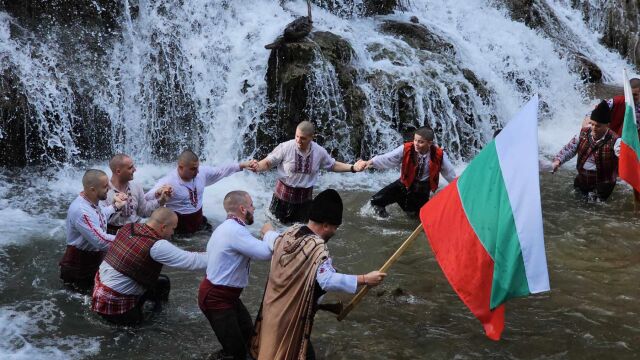 Снимка: 6 януари: Йордановден е! Какво се прави на този ден?