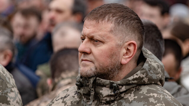 Снимка: Валерий Залужний разказа как американци и украинци водили заедно войната с Русия