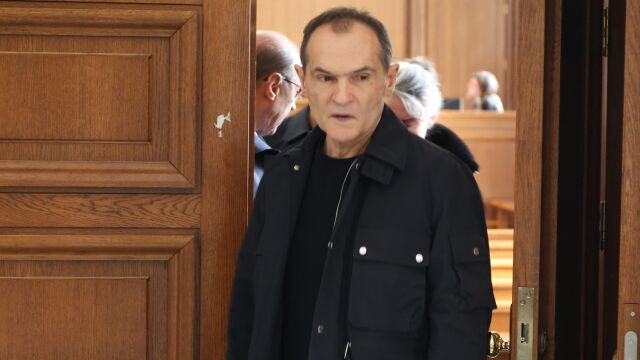 Снимка: Съдът върна делото срещу Васил Божков за изнасилване и подбудителство към убийство 