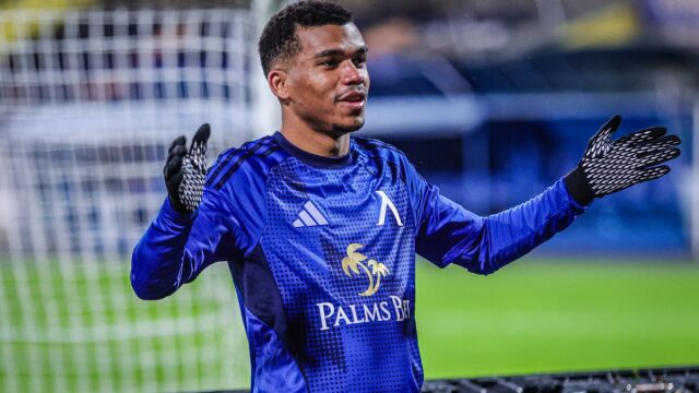 Снимка: Майкон зарадва феновете на Левски 