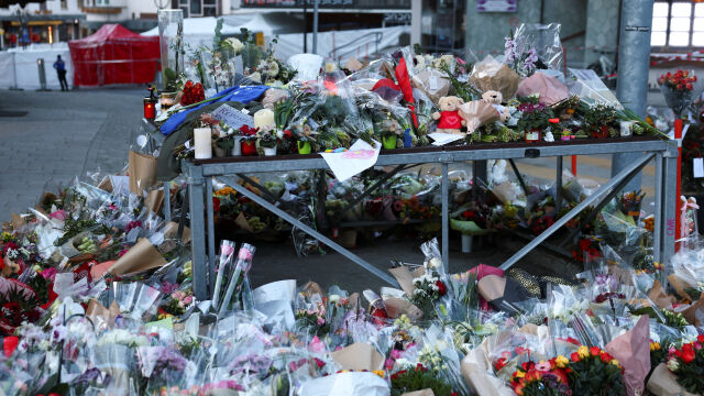 Снимка: Собственичката на изгорелия бар в Швейцария избягала с касата, докато стотици са се борили за живота си