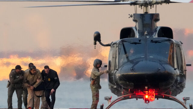 Николас Мадуро пристигна в залата на федералния съд в Ню Йорк (ВИДЕО)