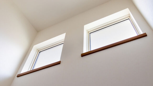 Снимка: Израелски учени разработиха соларни панели, които превръщат всеки прозорец в източник на енергия