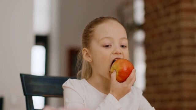 Снимка: Здравословното хранене е възможно, ако не е крайно