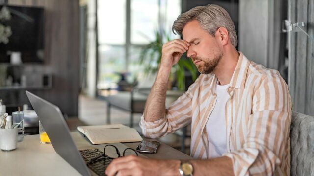 Снимка: Главоболие и болки в тялото: Грип, стрес или нещо друго?