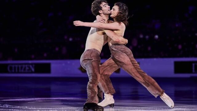 Снимка: „Нямах стол на масата“: Книгата, която унищожи най-съвършения дует в света