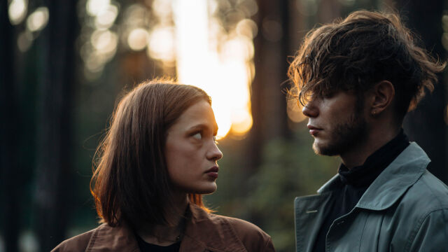 Снимка: Какво е кармична връзка и как да я разпознаете? (ВИДЕО)