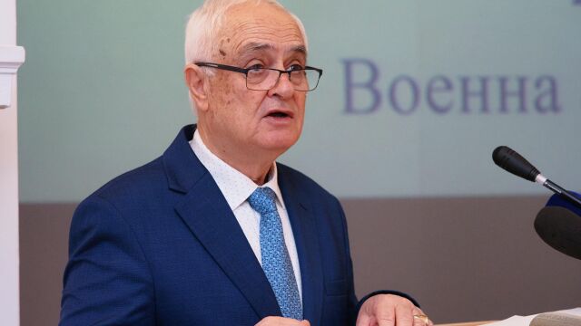 Снимка: България купува брегови противокорабен ракетен комплекс от САЩ за 208 млн. долара