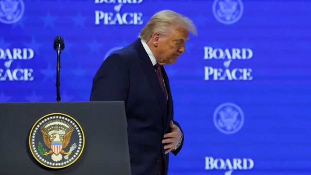 Снимка: Бившият специален прокурор на САЩ: Имам доказателства, че Тръмп е престъпник